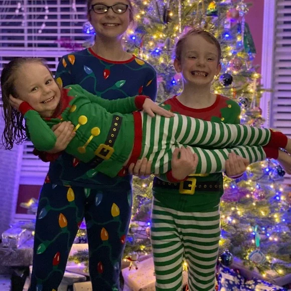 Lakefront Lux Live Show - Picture 12 of 14